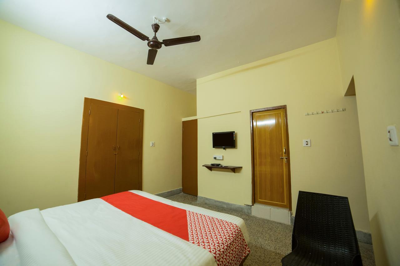 Oyo 13374 Vididhi Hotel Visakhapatnam Ngoại thất bức ảnh