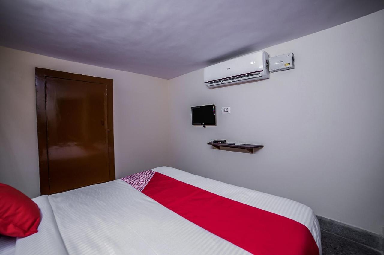 Oyo 13374 Vididhi Hotel Visakhapatnam Ngoại thất bức ảnh