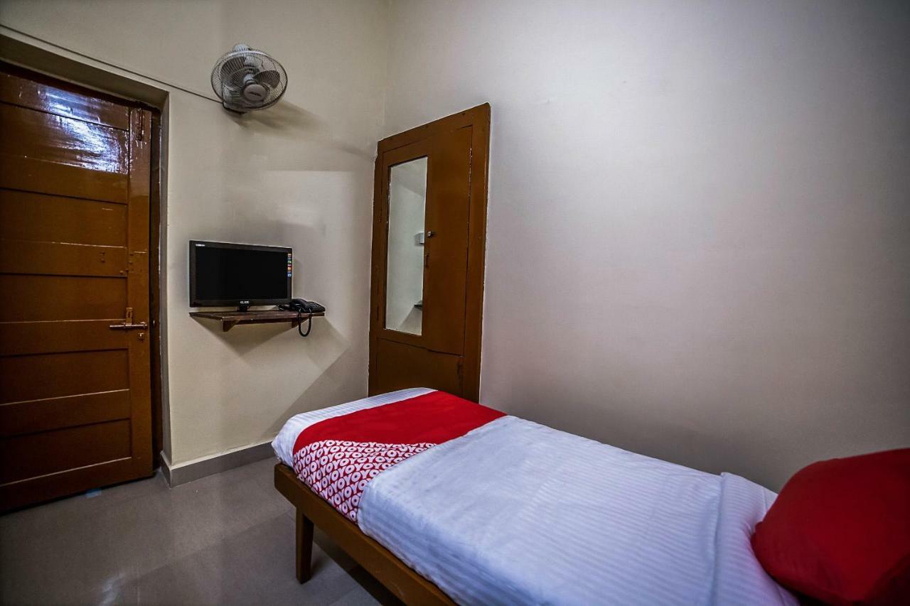 Oyo 13374 Vididhi Hotel Visakhapatnam Ngoại thất bức ảnh